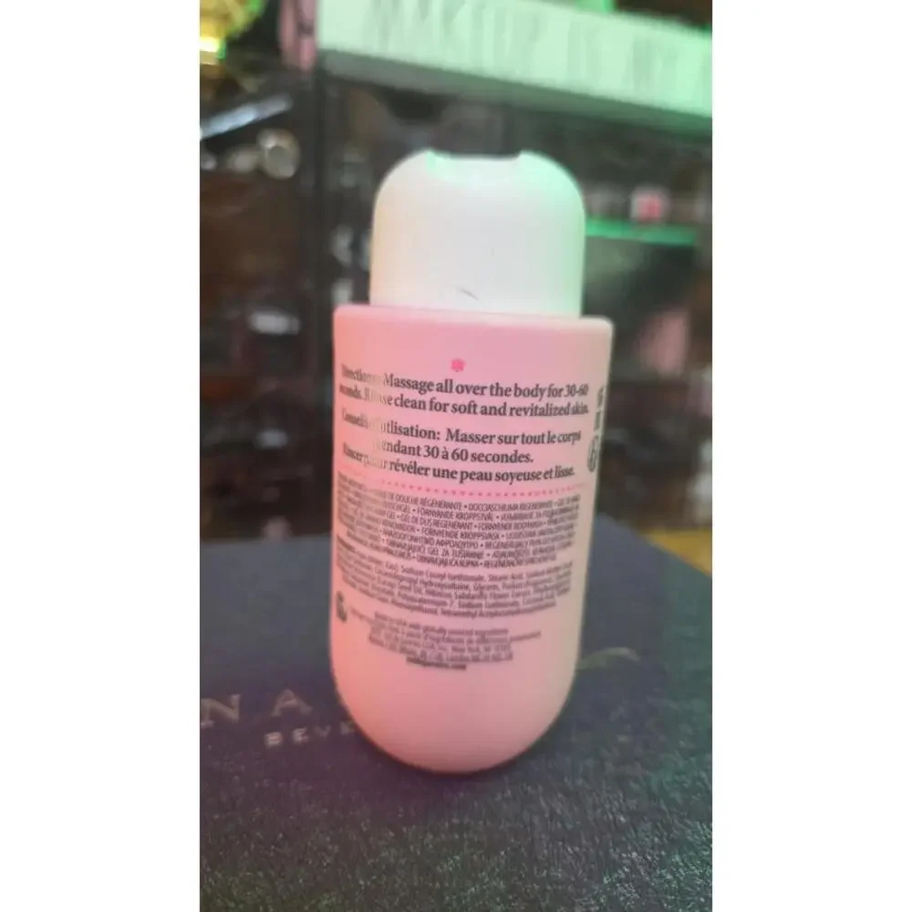 Sol de Janeiro “Beija Flor” Renewing Body Wash – 90 mL / 3 fl oz  Cheirosa 68 - Picture 2 of 2